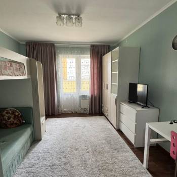 Сдается 2-х комнатная квартира, 62 м²