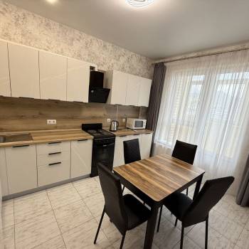 Сдается 1-комнатная квартира, 42,5 м²