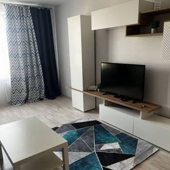 Сдается 2-х комнатная квартира, 67 м²