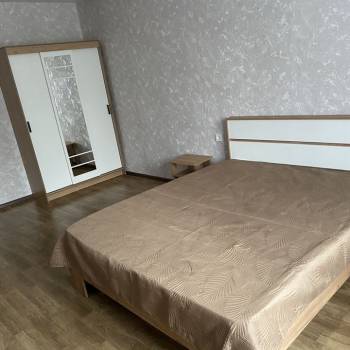 Сдается 1-комнатная квартира, 38 м²