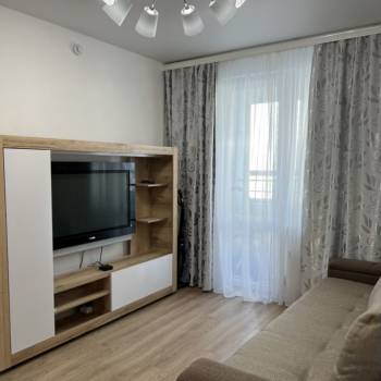 Сдается 1-комнатная квартира, 35 м²