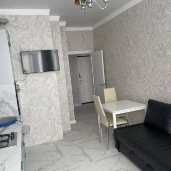 Сдается 1-комнатная квартира, 42 м²