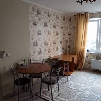 Сдается 1-комнатная квартира, 40 м²