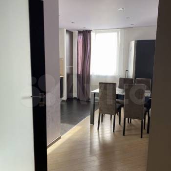 Сдается 2-х комнатная квартира, 63 м²