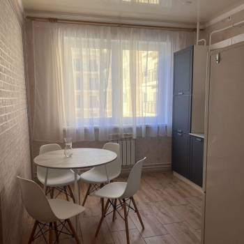 Сдается 1-комнатная квартира, 35 м²