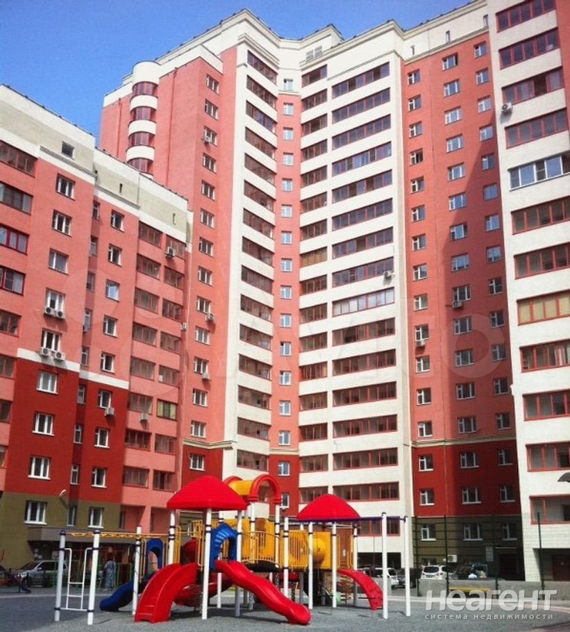 Продается 1-комнатная квартира, 36 м²