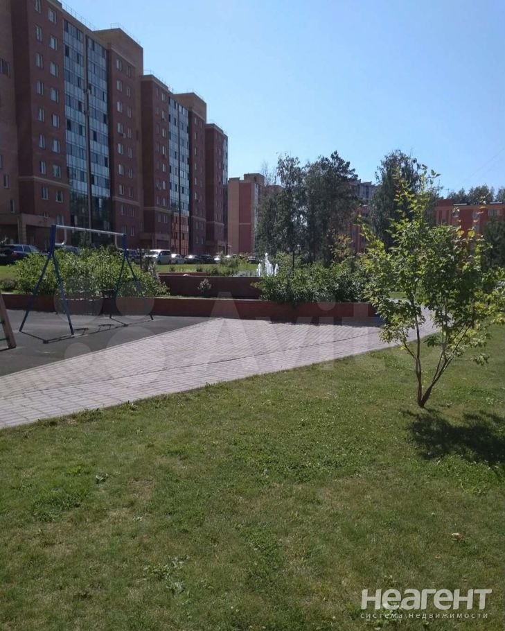 Продается 1-комнатная квартира, 36 м²