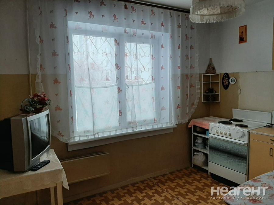 Сдается 1-комнатная квартира, 39 м²