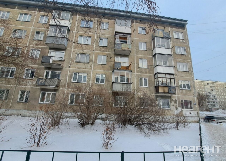 Продается 3-х комнатная квартира, 59,8 м²