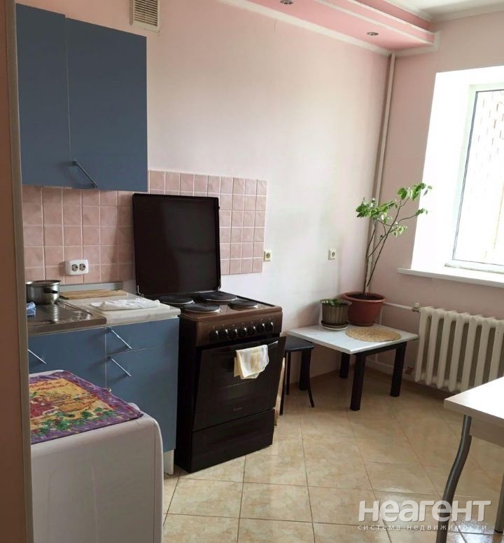 Продается 1-комнатная квартира, 40 м²