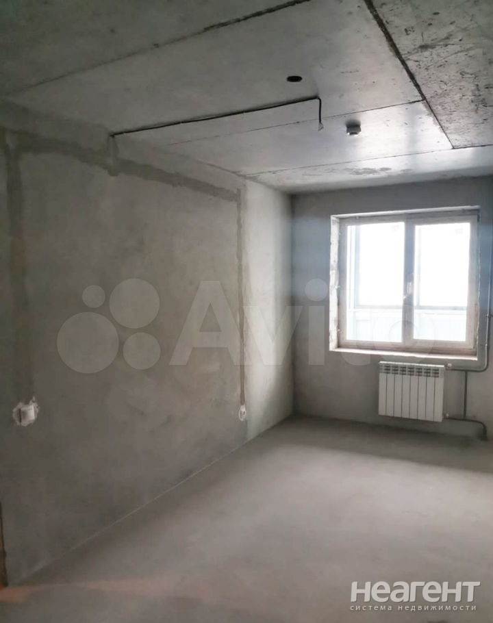 Продается 1-комнатная квартира, 39 м²