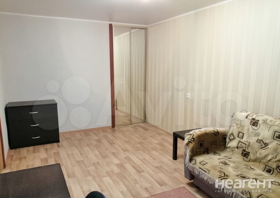 Сдается 1-комнатная квартира, 32 м²