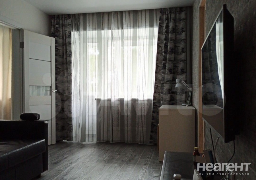 Продается 2-х комнатная квартира, 42 м²