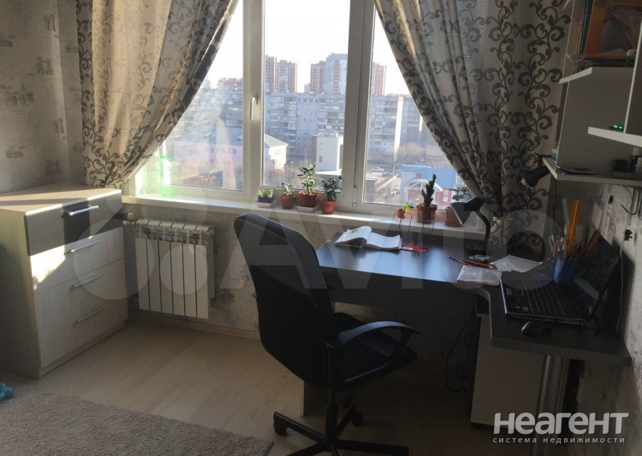 Продается 3-х комнатная квартира, 61 м²