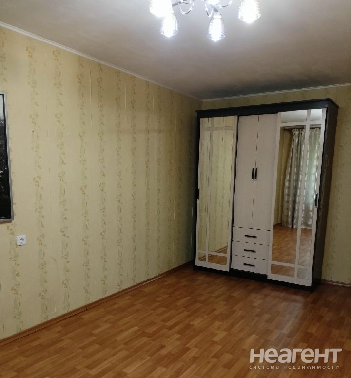 Продается 1-комнатная квартира, 38,6 м²