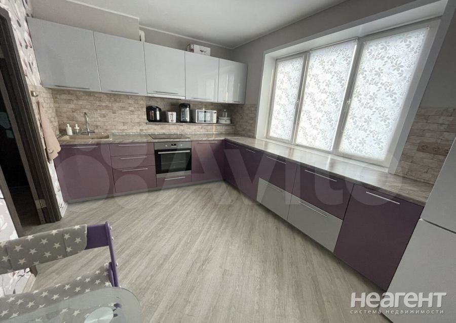 Продается 3-х комнатная квартира, 87,4 м²