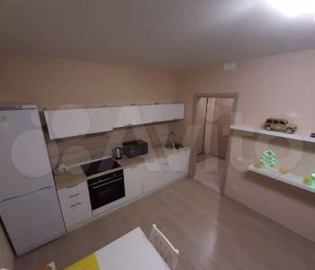 Сдается 1-комнатная квартира, 50 м²