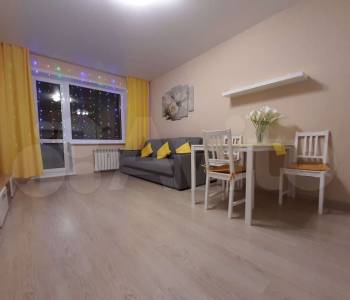 Сдается 1-комнатная квартира, 50 м²