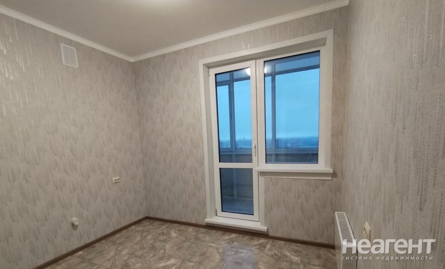 Продается 1-комнатная квартира, 36,8 м²