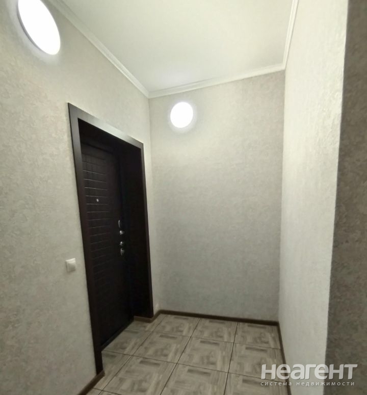 Продается 1-комнатная квартира, 36,8 м²