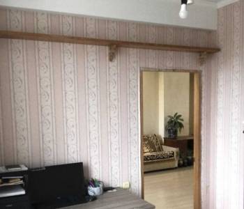 Продается Многокомнатная квартира, 90 м²