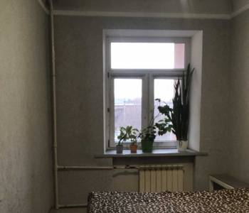 Продается Многокомнатная квартира, 90 м²