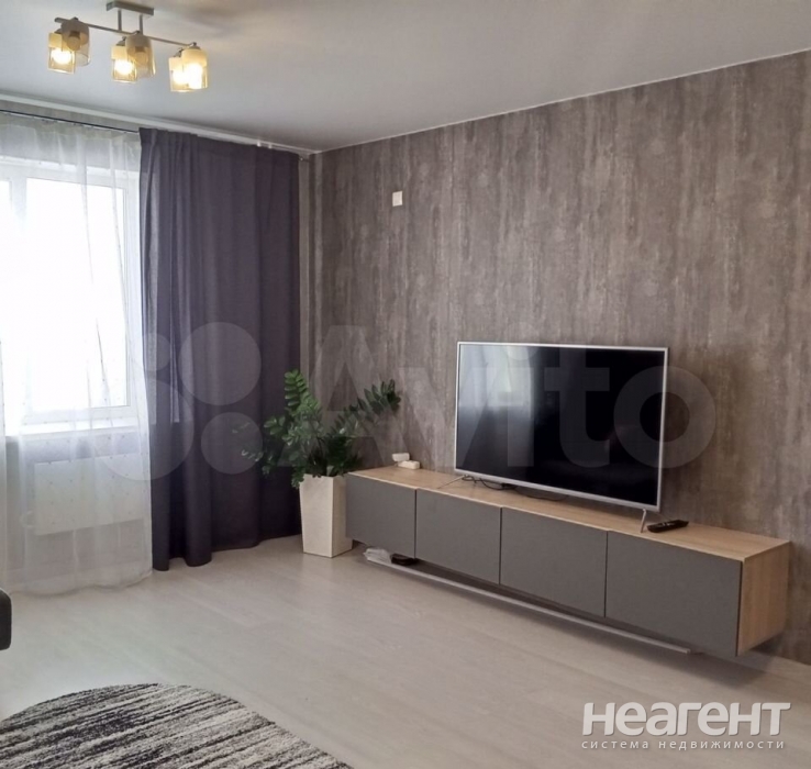 Продается 2-х комнатная квартира, 76 м²