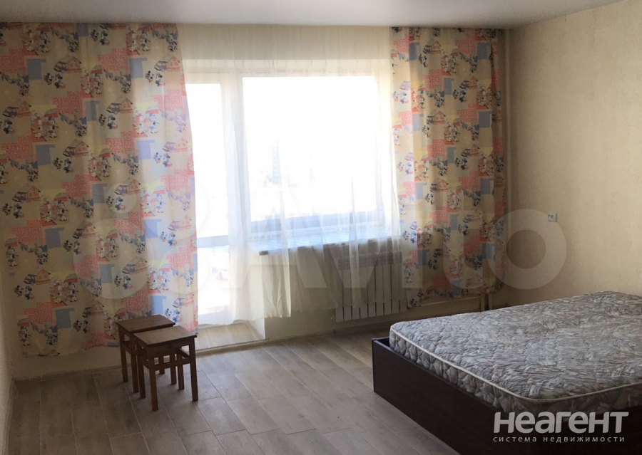 Сдается 1-комнатная квартира, 32 м²