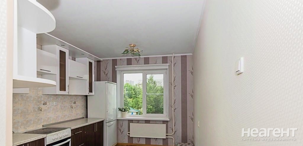 Продается 3-х комнатная квартира, 63 м²