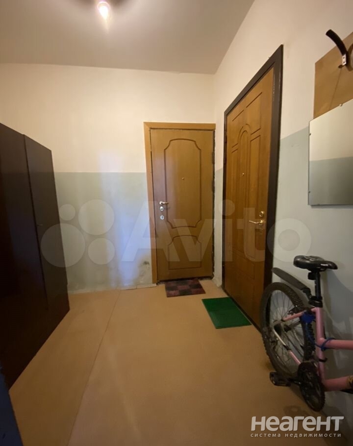 Продается 2-х комнатная квартира, 80 м²