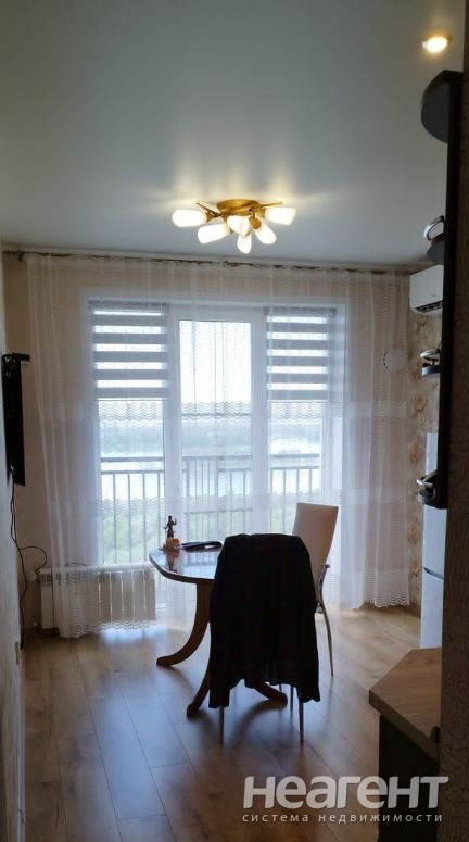 Продается 2-х комнатная квартира, 57 м²