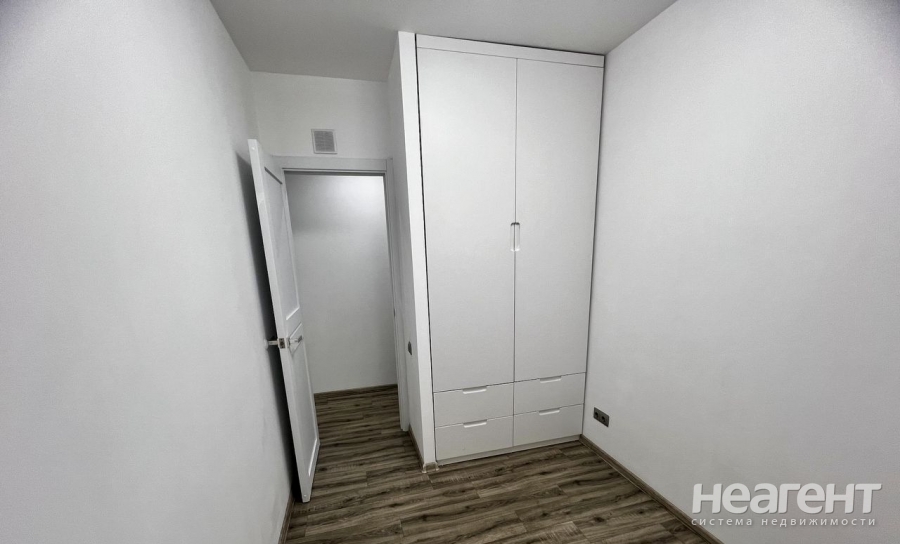 Продается 1-комнатная квартира, 32,2 м²