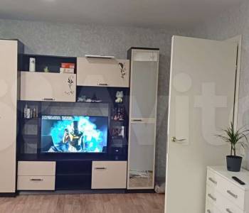 Продается 1-комнатная квартира, 35 м²