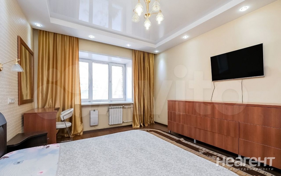 Продается 3-х комнатная квартира, 146 м²