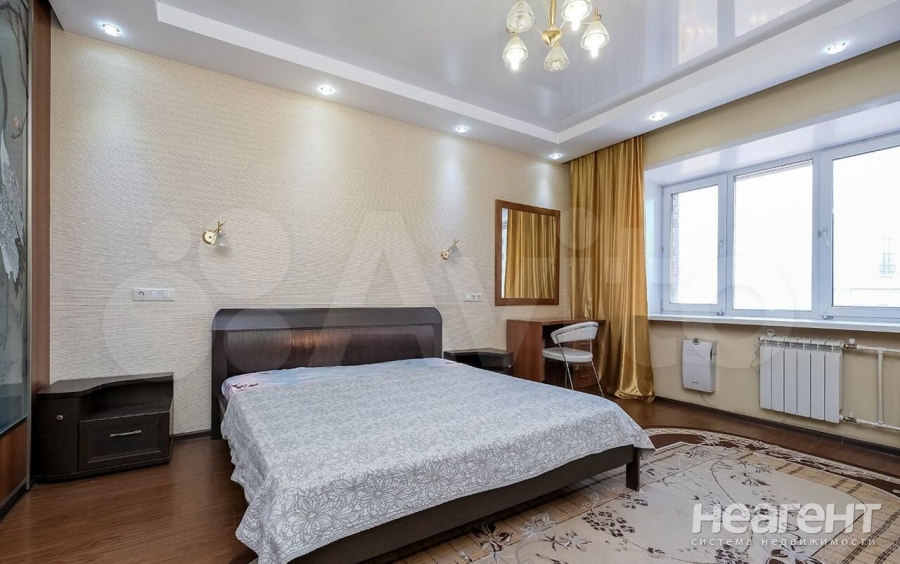 Продается 3-х комнатная квартира, 146 м²