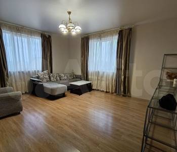 Продается 1-комнатная квартира, 45 м²