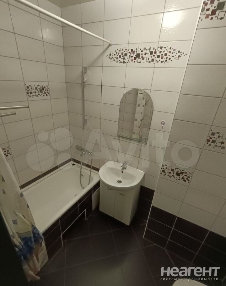 Продается 1-комнатная квартира, 45 м²