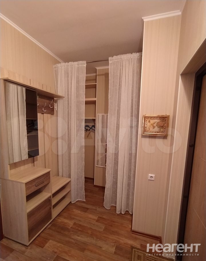 Сдается 1-комнатная квартира, 37 м²