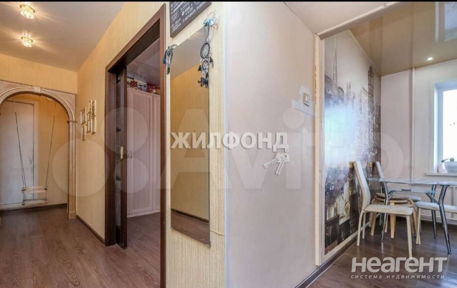 Продается 3-х комнатная квартира, 62 м²