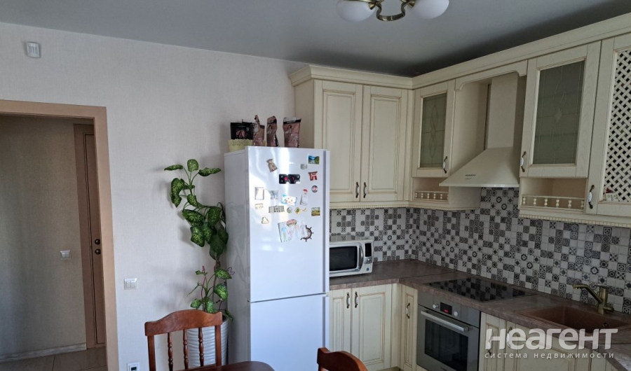 Продается Многокомнатная квартира, 99,1 м²