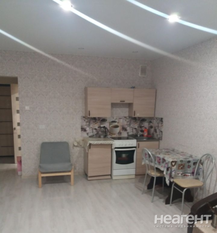 Продается 1-комнатная квартира, 34 м²