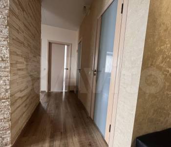 Продается 3-х комнатная квартира, 61 м²