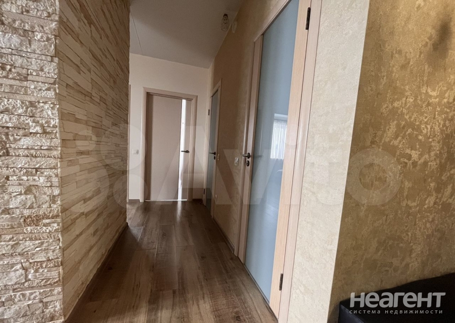 Продается 3-х комнатная квартира, 61 м²