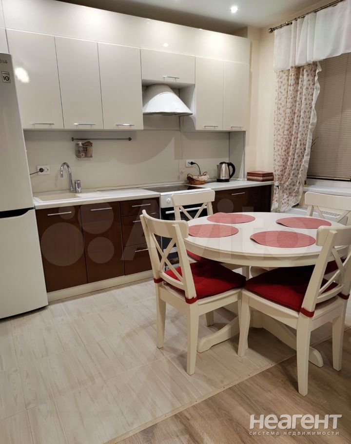 Продается 2-х комнатная квартира, 56 м²