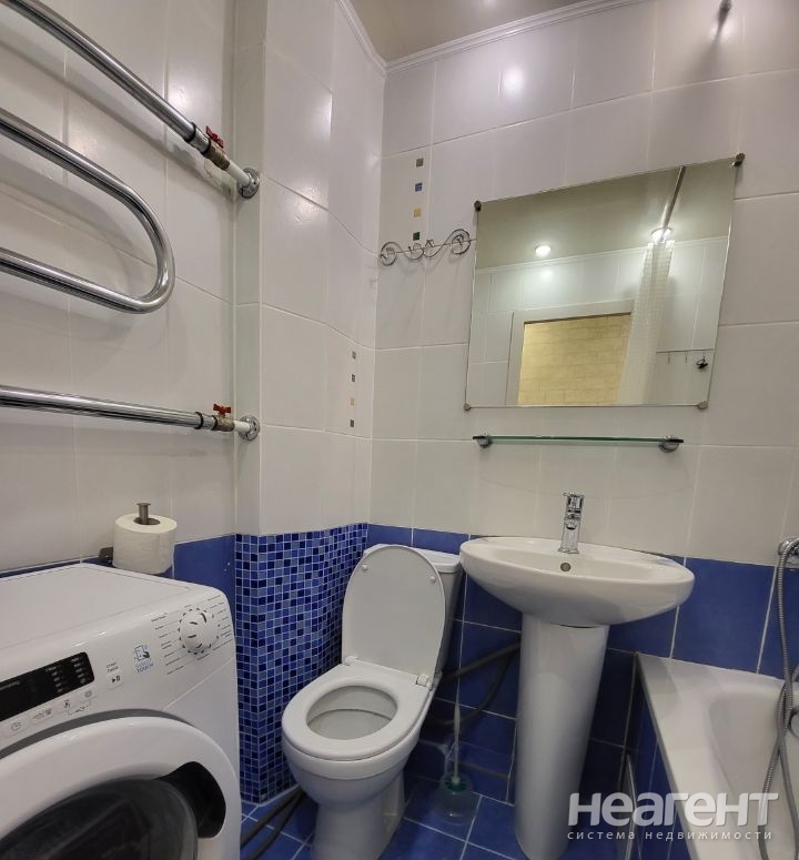 Сдается 1-комнатная квартира, 30 м²