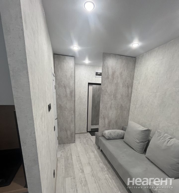 Продается 1-комнатная квартира, 18,6 м²