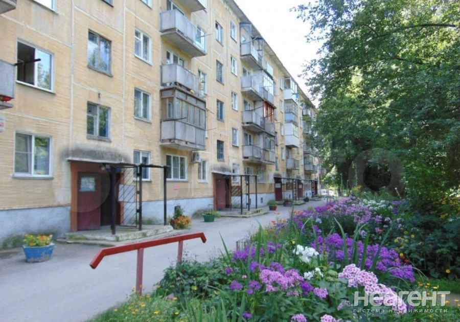 Продается 1-комнатная квартира, 30 м²