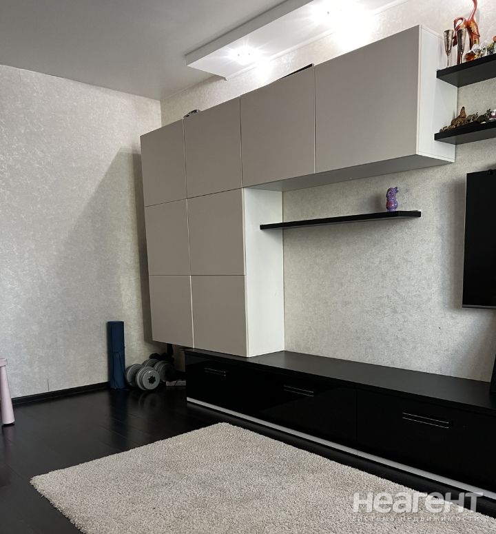 Продается 2-х комнатная квартира, 60 м²