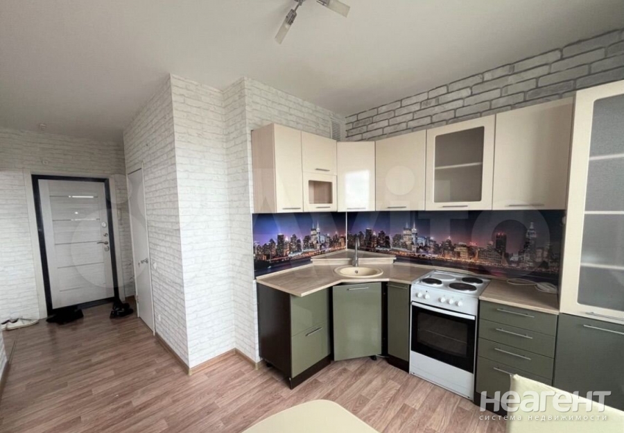 Продается 1-комнатная квартира, 35 м²