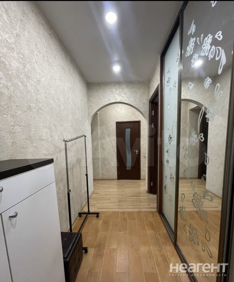 Продается 2-х комнатная квартира, 56 м²